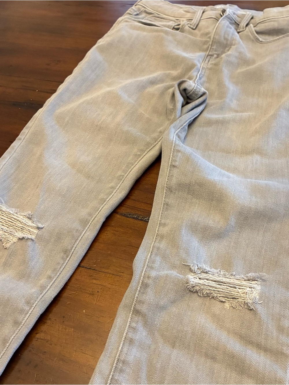 Old Navy Rock Star Jeggings Light Gray Distressed Jeans